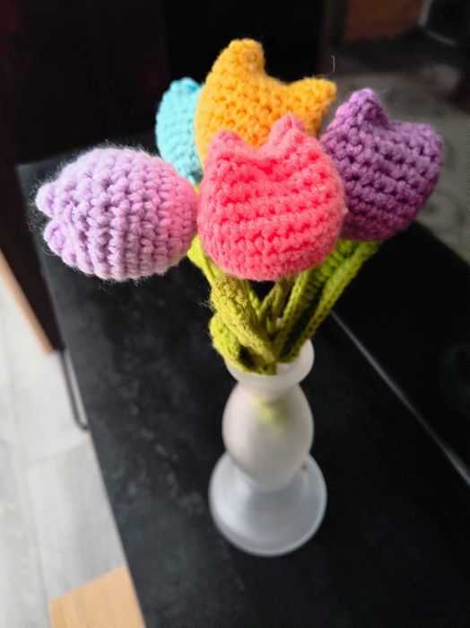 Плетени цветя - лалета