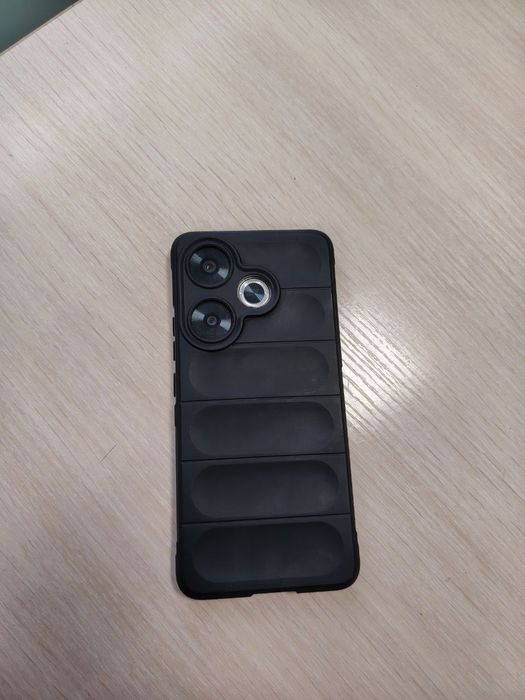 Продам или обменяю Xiaomi Poco F6 8/512