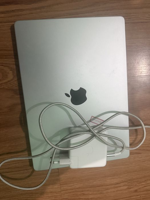 Macbook m1 pro 14 ekran 16GB 512GB
