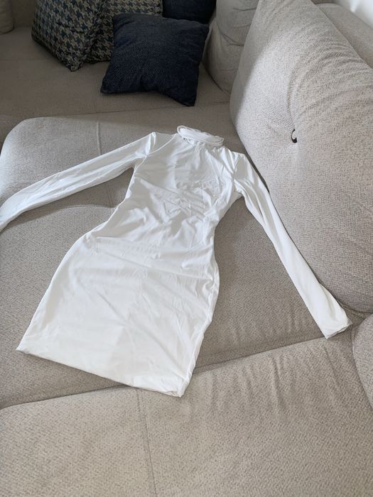 НОВО Маркови Зимни Рокли