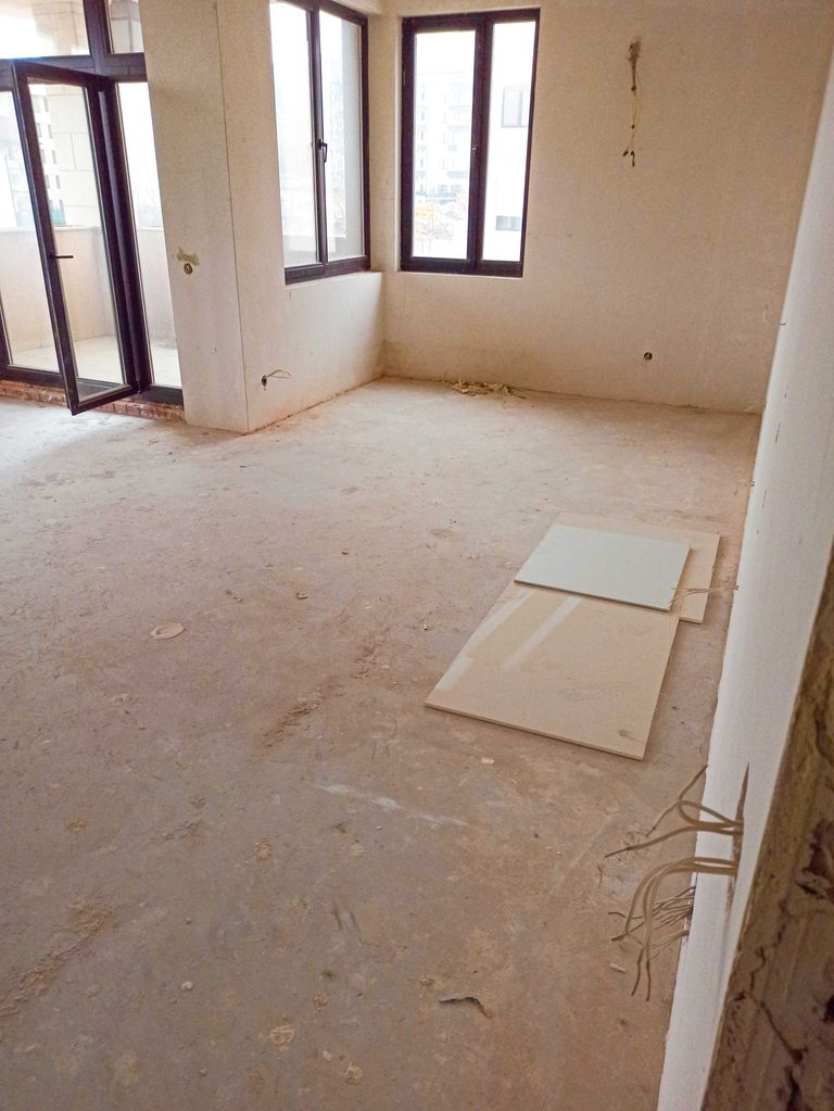 Продава се Тристаен апартамент в София, Витоша - 135 кв.м за 1186 €/кв.м - Снимка #2