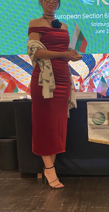 Calliope официална дълга червена рокля S размер