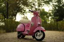 Scuter electric Piaggio Vespa Roller 2x35W 12V PREMIUM #Roz