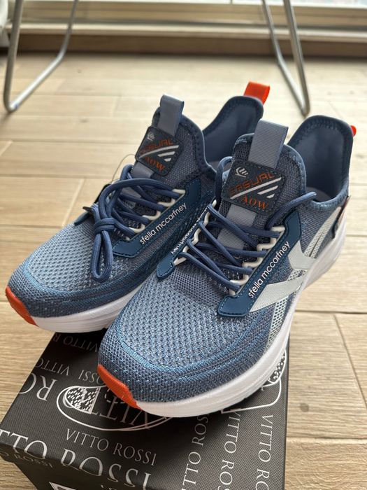 Маратонки 41-42р  оригинал чисто нови