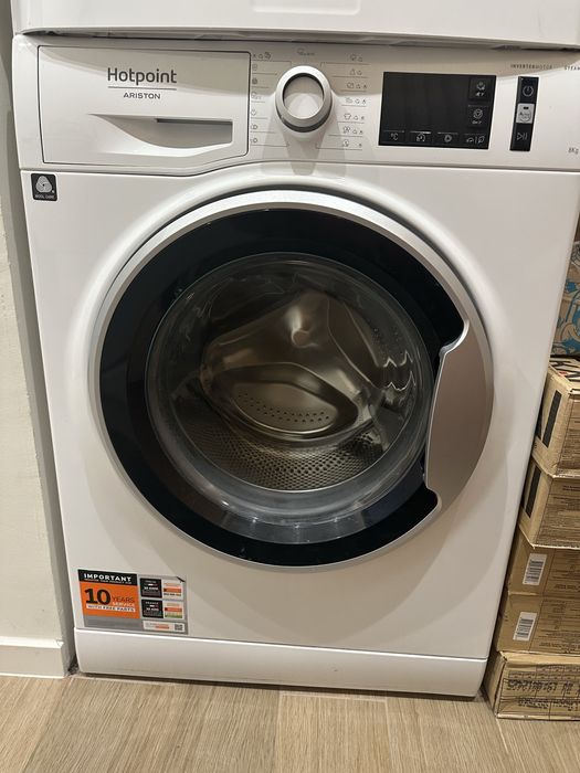 Пералня и сушилня Hotpoint Ariston