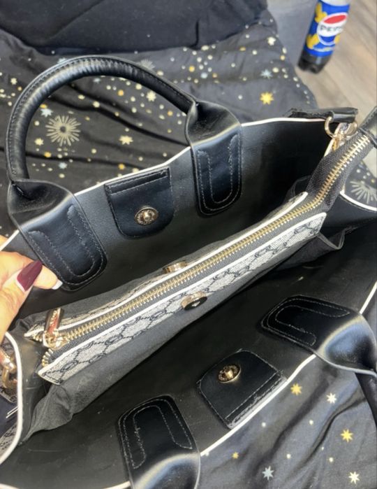 Geantă de umăr nouă