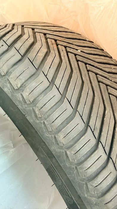 Vând Cauciucuri michelin crossclimate 2