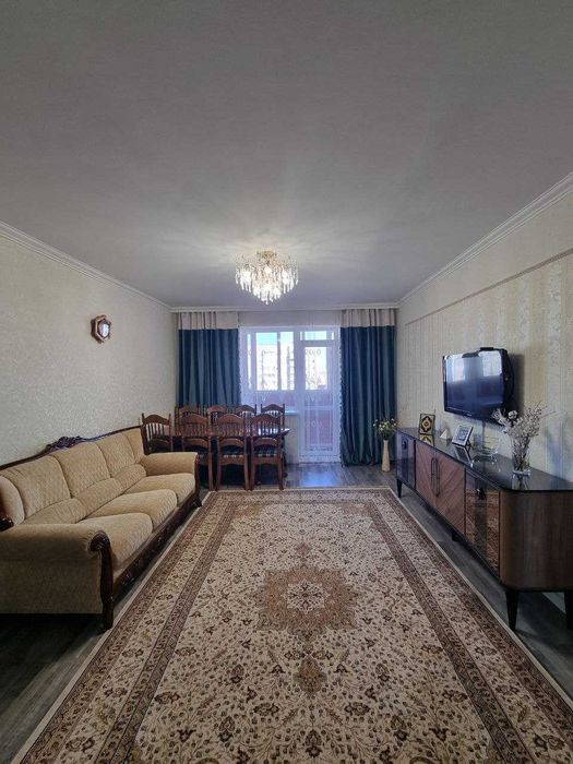 3 ком кв 92 кв м, кухня 16. ЖК Таттимбета, 5/5, с паркингом и кладов.