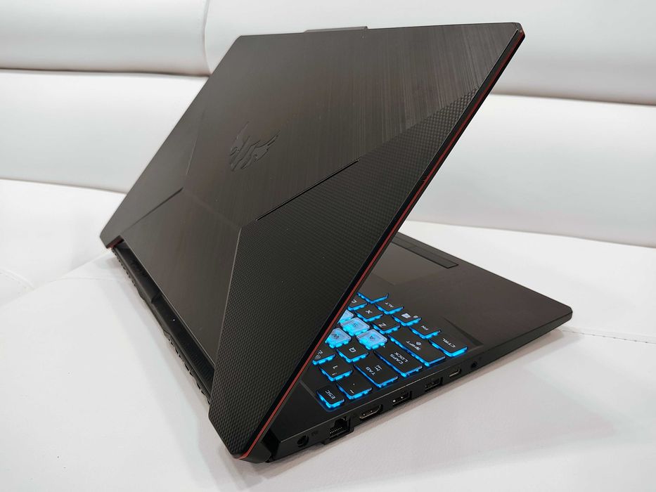 laptop gaming Asus Tuf, intel core i7-10870H ,video 6 gb GTX, 144HZ