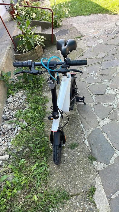 Vand schimb bicicleta electrica