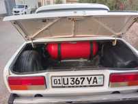 Vaz 2105 sotiladi