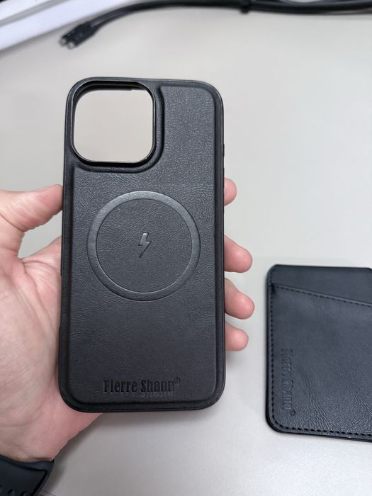 Husa iPhone 16 pro max wireless charging magsafe