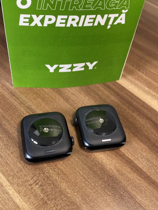 Apple Watch Seria SE / 44 mm / GPS / Aluminium Case