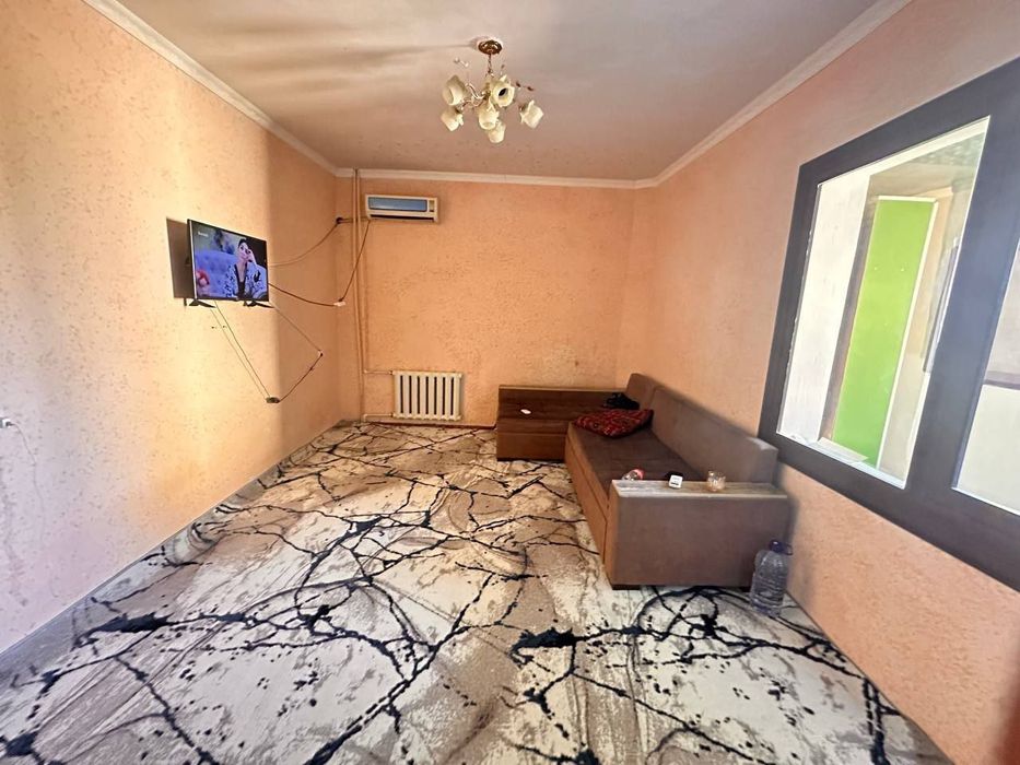 Срочно продается 1х ком 4 этаж