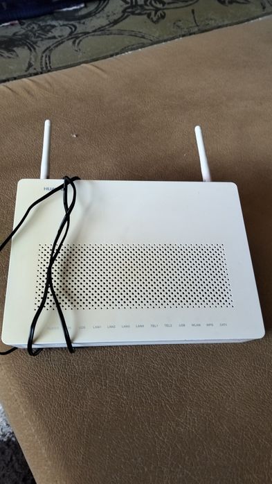 Vând router Gpon Huawei hg 8247h echolife  ( fibra optica.