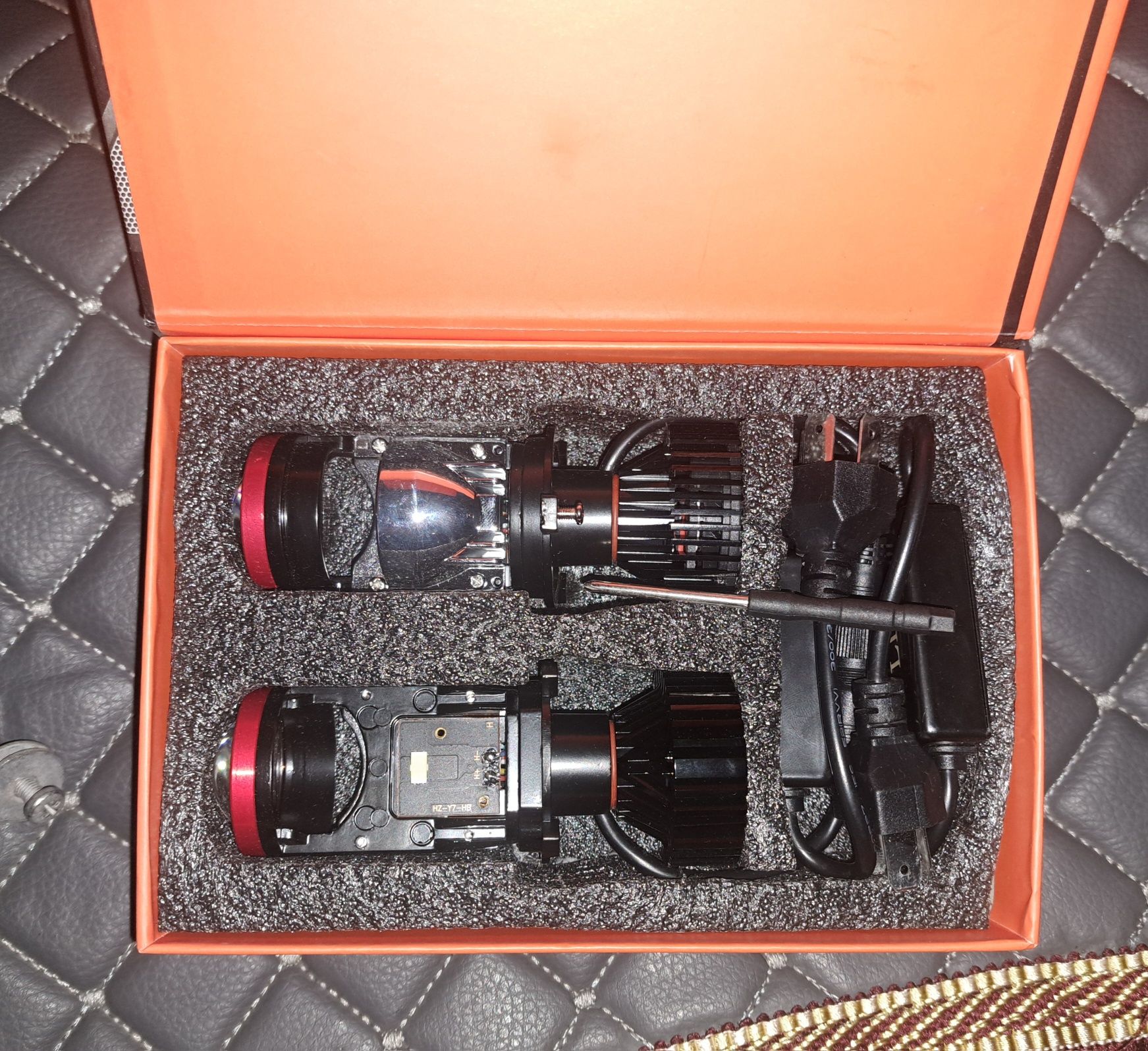 Y7 led с гарантией