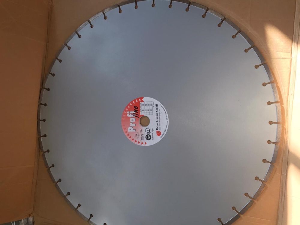 Burghiu Lemn / Disc Beton