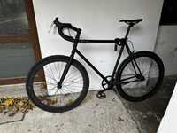 Bicicleta single gear/  fixie-fixed gear