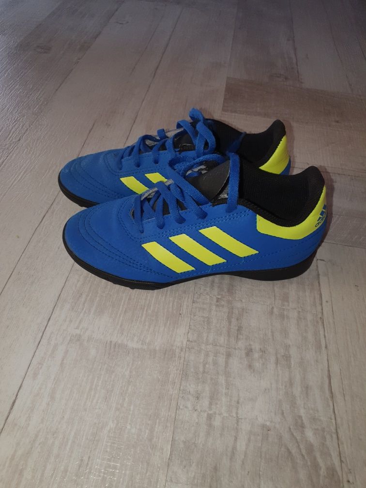 Adidas pt fotbal mar.32