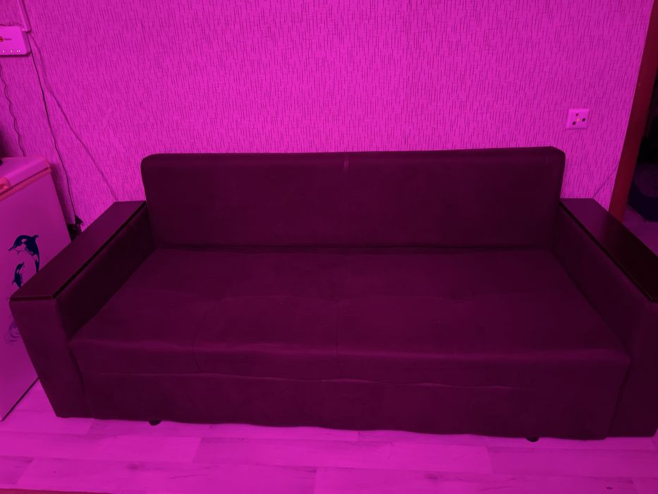 Продам диван не дорого