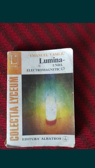 Cărți, manuale tehnice economice, juridice și din alte domenii