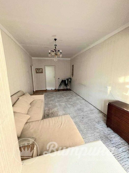 Отличная 2-комнатная, переделанная в 3-комнатную на Ц-13