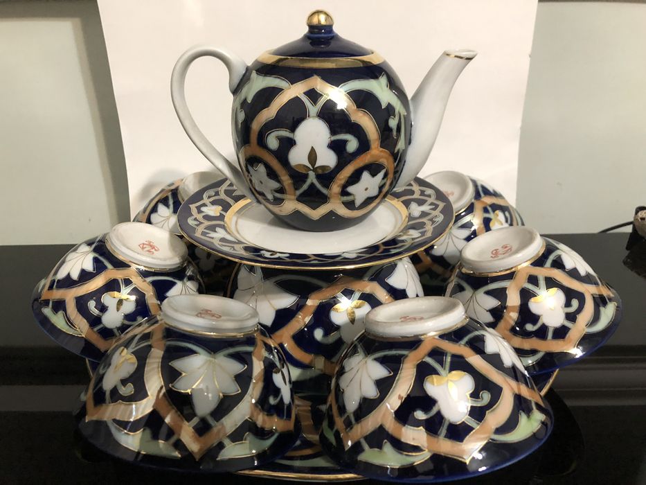 Антикварный сервиз «Фарфор Ташкента»