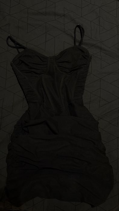 Официялни рокли и корсети