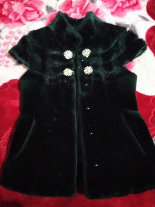 Shuba jaket hech qayri yetilmagan toza