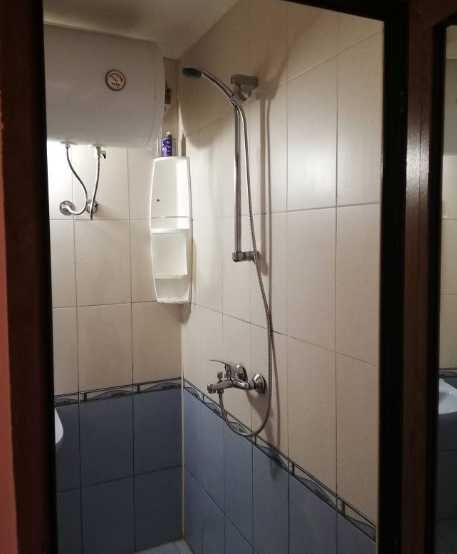 Дава се под наем Двустаен апартамент в Бургас, Славейков - 54 кв.м за 175 € - Снимка #3