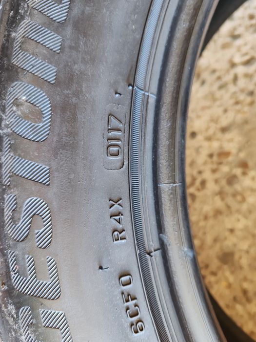 2 cauciucuri 235 55 19