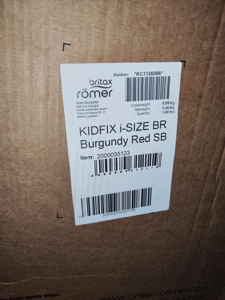 Britax Kidfix i-Size (15-36 кг.) - Детско столче за кола