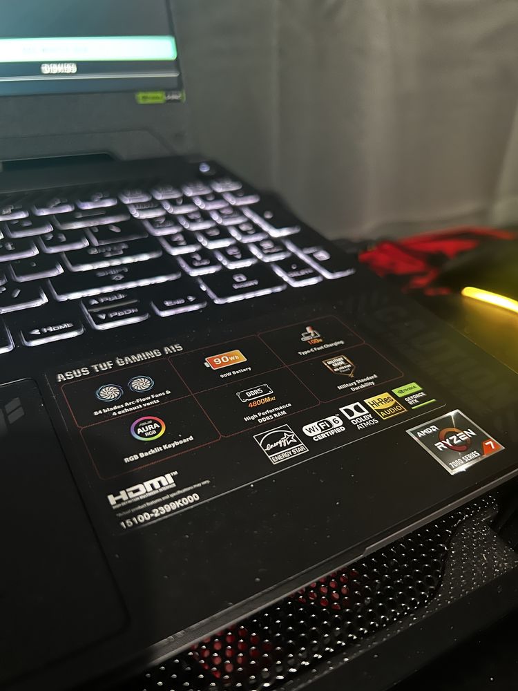 Schimb laptop gaming