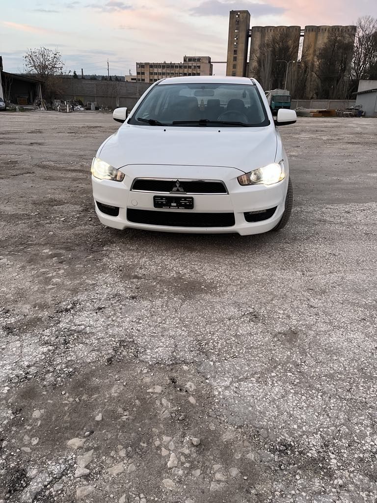 Mitsubishi Lancer