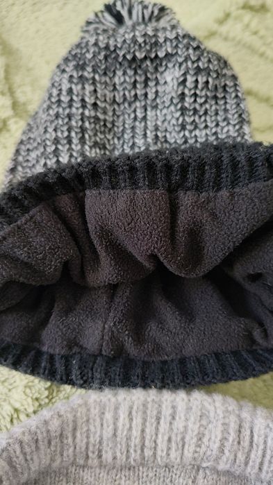 căciulă dublată polar+fular circular TEX ,nou