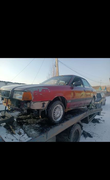 Продам запчасти на ауди 80 б3