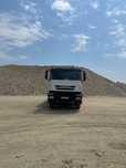 Basculanta IVECO TRAKKER 8x4