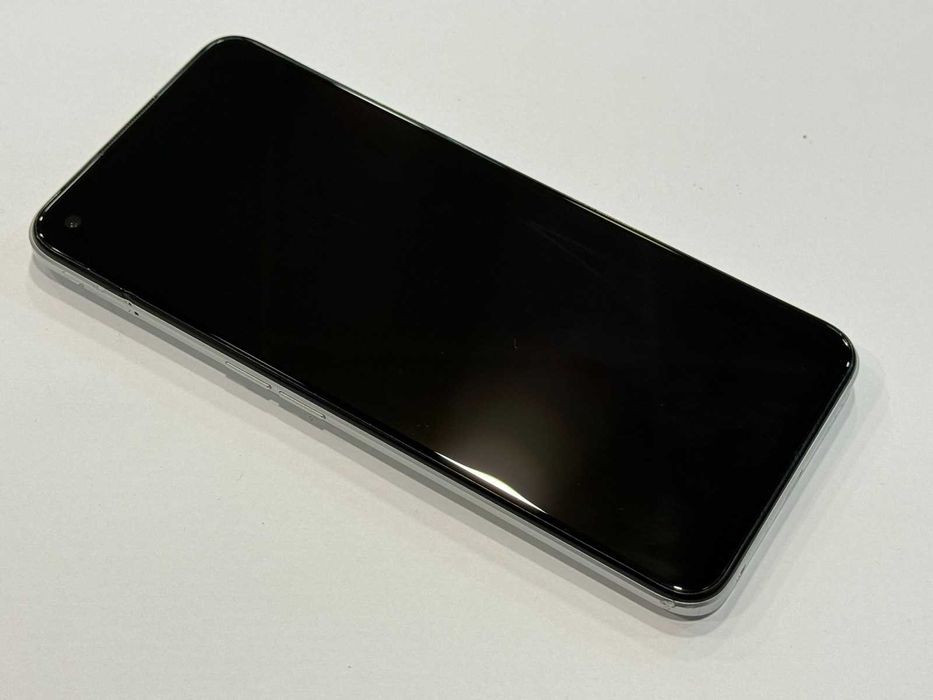 Realme 9 5G – 4GB RAM / 64GB