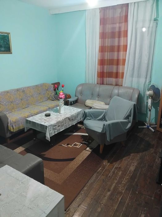 Продавам каща с.славяново obl.haskovo