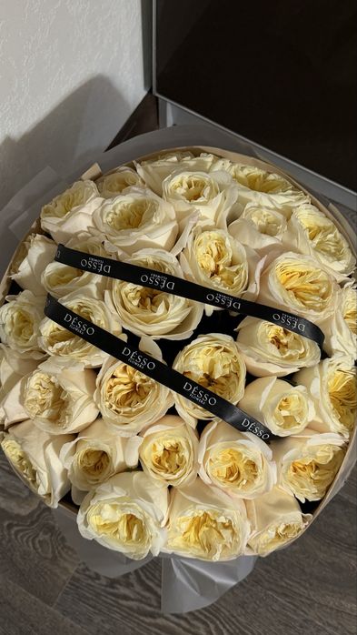 Букет от цветочного Desso