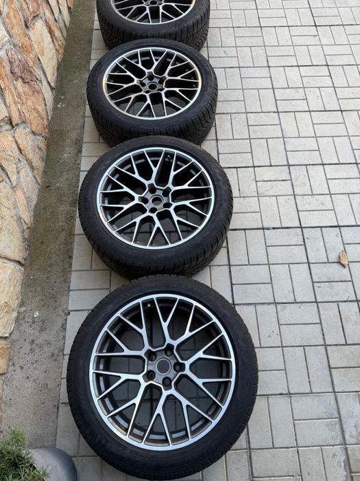 Гуми с Джанти 20 Porsche Macan sport packet