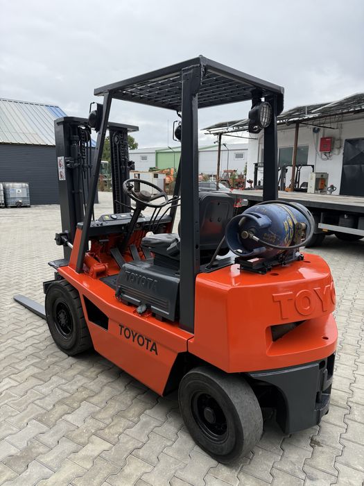 Stivuitor 2,0 Tone Motostivuitor GPL 2000 kg GAZ