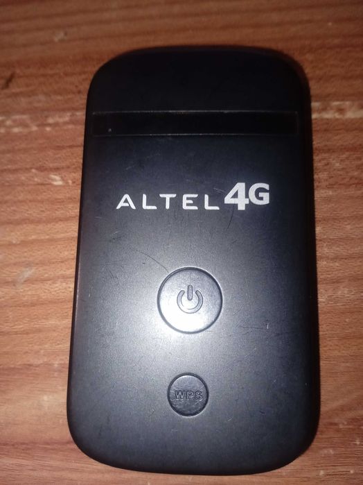 Продам Роутер Altel 4D