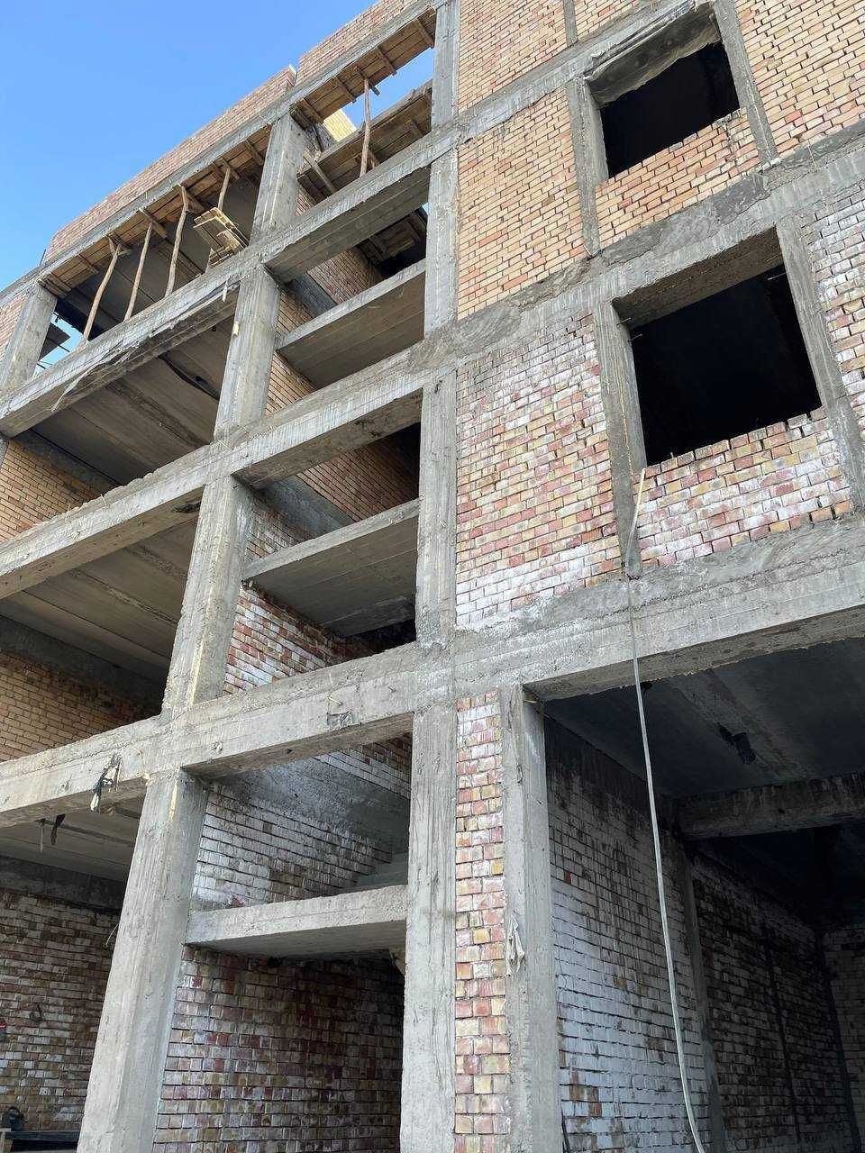 Здание под бизнес Юнусабад, 2305 м², первая линия