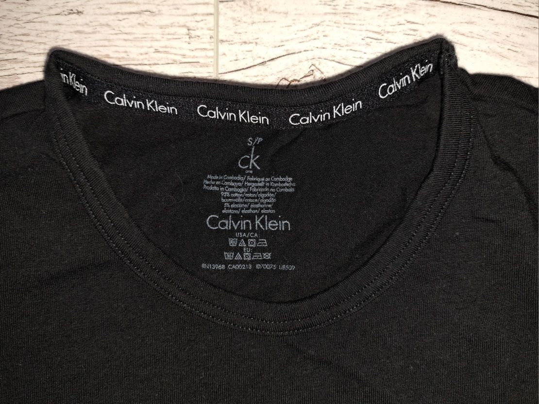 Calvin Klein-Ориг.тениска