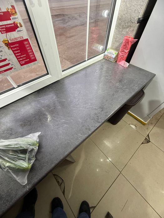 Стол со столешницей