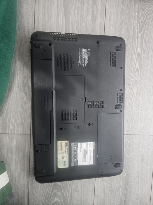 Latopuri Toshiba