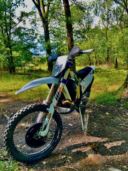 VÂND Husqvarna TE 300i Rockstar Edition '2022