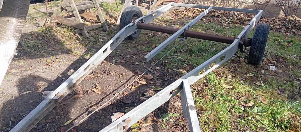 Platforma, remorca stupina