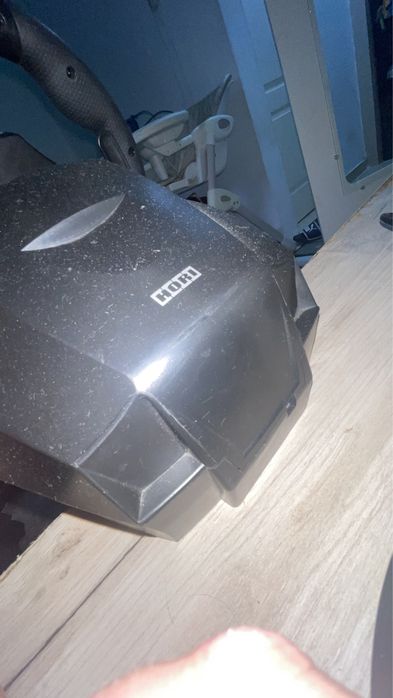 vand urgentVolan HORI wireless pentru ps4 vand sau schimb